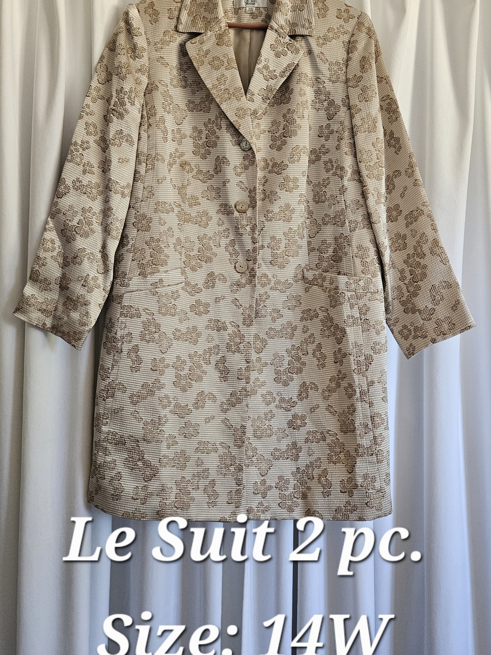 Le Suit - Gold/Beige Floral Jacquard 2 Piece Suit